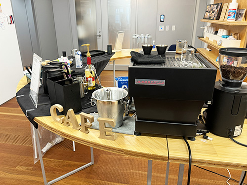 社内カフェコーナー
